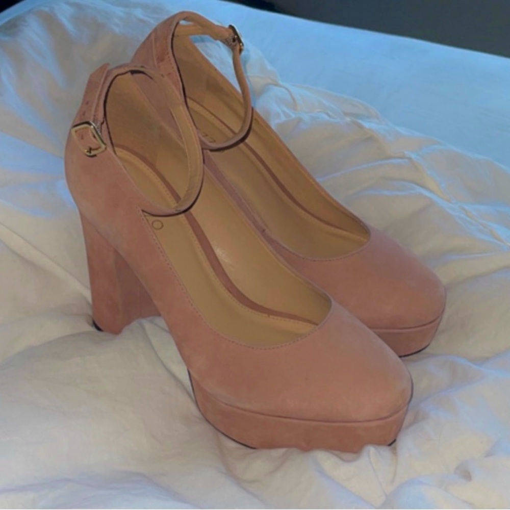 Arezzo Pink Velvet Pumps